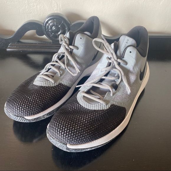 nike basketball shoes air precision